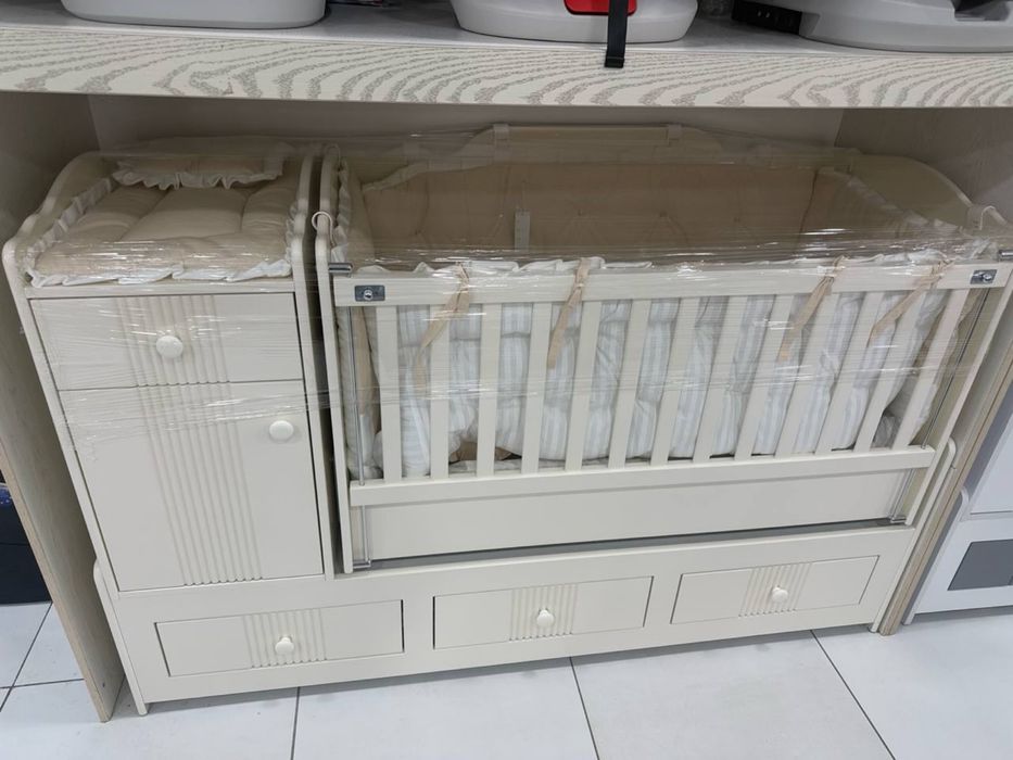 Bolalar uchun 3/1 da detskiy kravat xuddi rasmdegide hamma narsasi bor