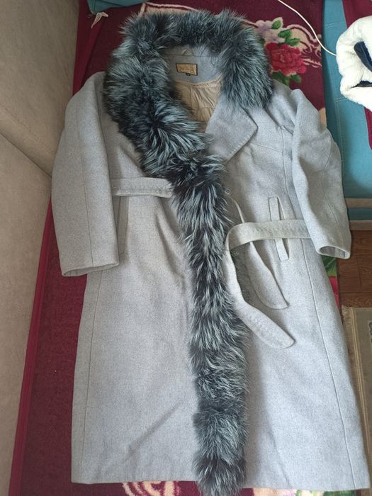 Продам зимнее пальто