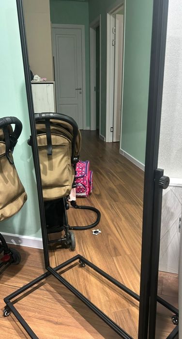 Продам зеркало новое