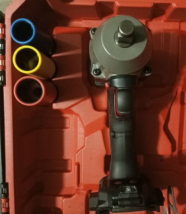 Parkside performance 600Nm pistol roti pe baterie 20V impact percutie