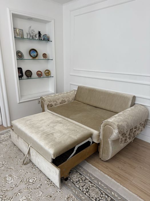 Продам два дивана ,в отличном состояний