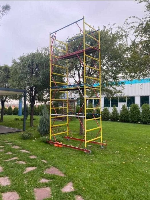 Леса строительные , вышка-тура , струбцины , люльки