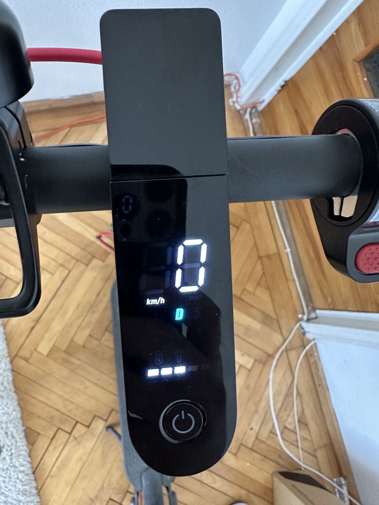 Xiaomi Mi Electric Scooter Pro 2