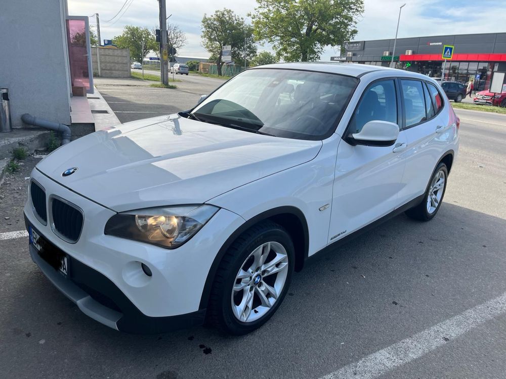 BMW X1 - SDrive20D / 2011 luna Mai - 200950 km