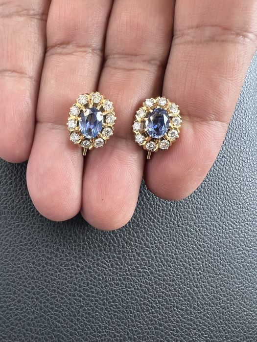 SSSR biriliant zirak 750 probali sotiladi