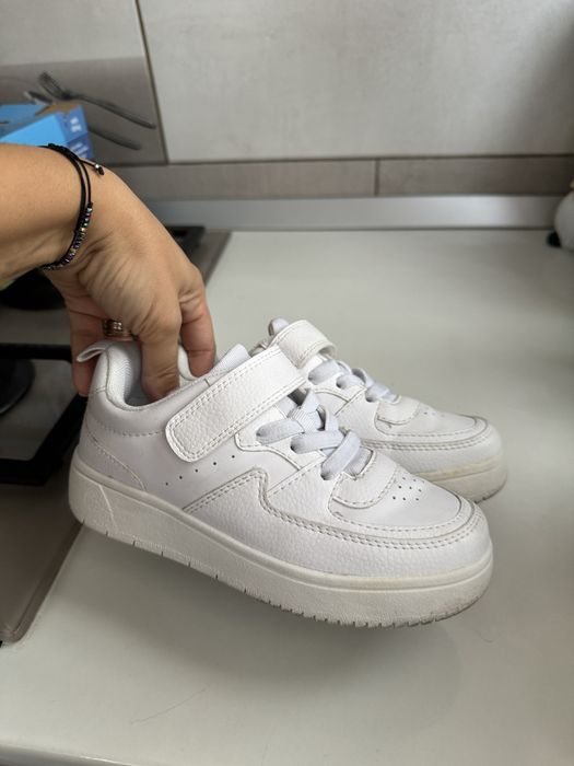 Adidasi baieti marimea 30