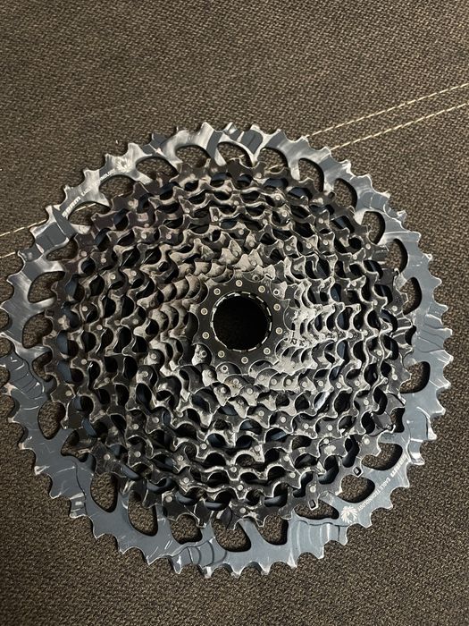 Vand caseta sram eagle axs