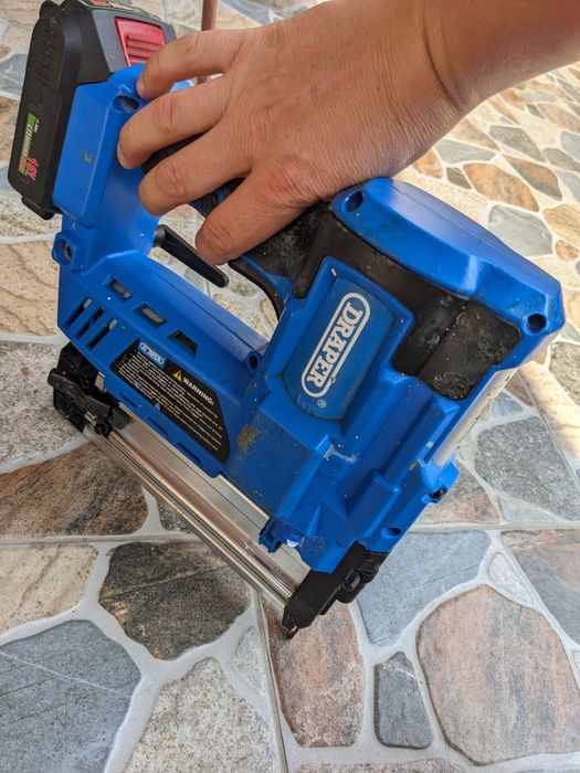 Pistol cuie și capse Draper profesional