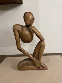 Дървена статуетка мислител - декорация за дома/офиса