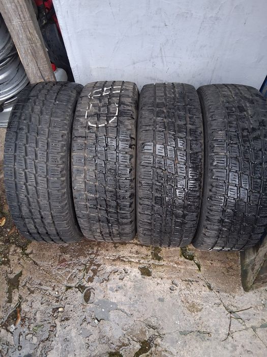 195 60 16 С за БУС  TOYO 4броя зимни