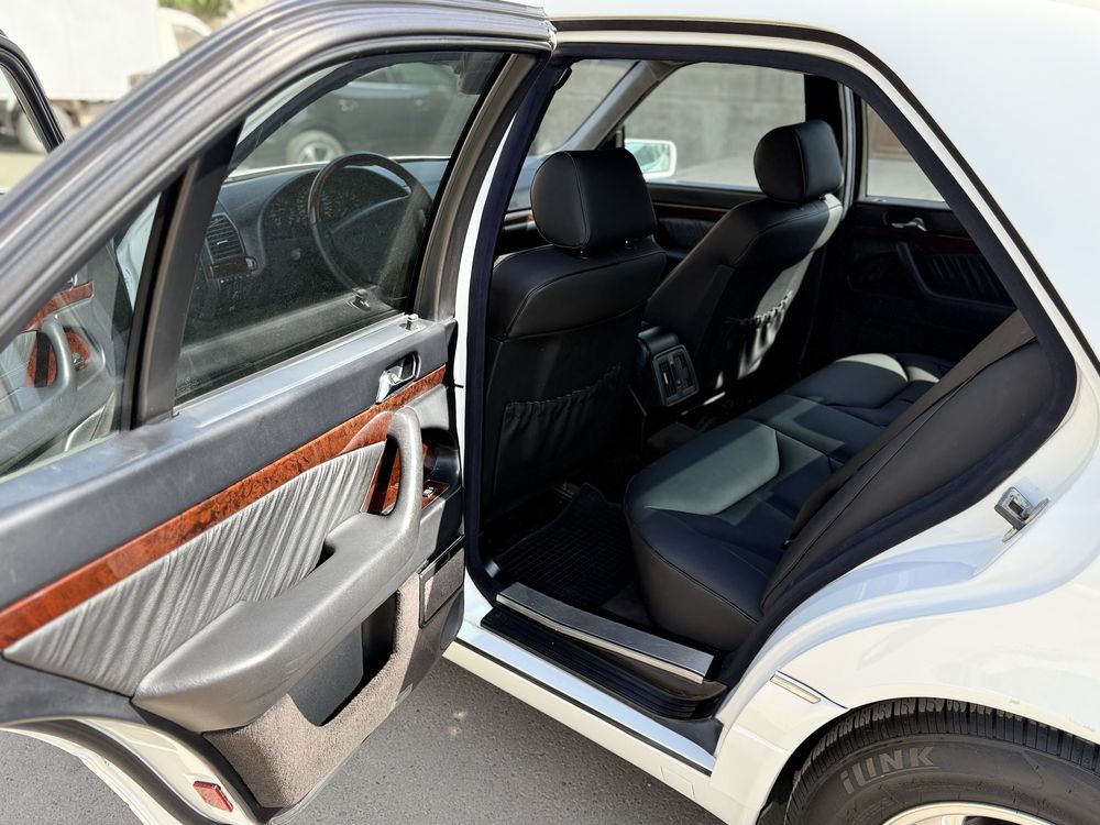 Продается Mercedes W140