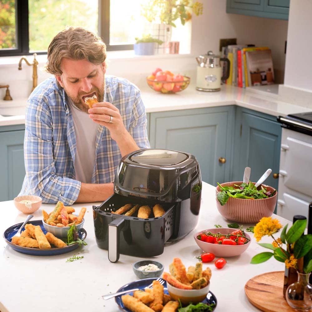 Фритюрник с горещ въздух Russell Hobbs SatisFry XXL 8L