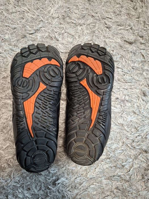 Боси обувки hike pro