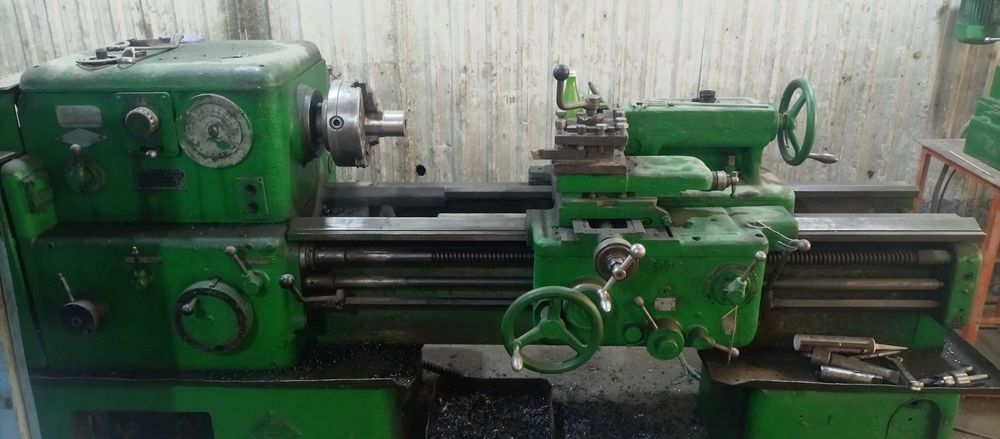 Takarni stanok  ishlab turgan xolatda ishga  yaroqli