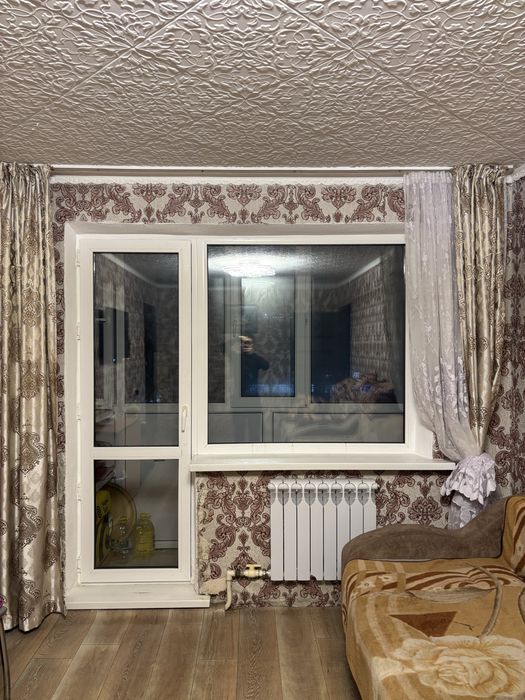 Болконный блок и спальный окно продаю