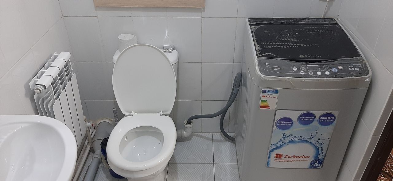 Bezmakler 2 xonali kvartira Oybek va Toshkent metrosi yaqinda