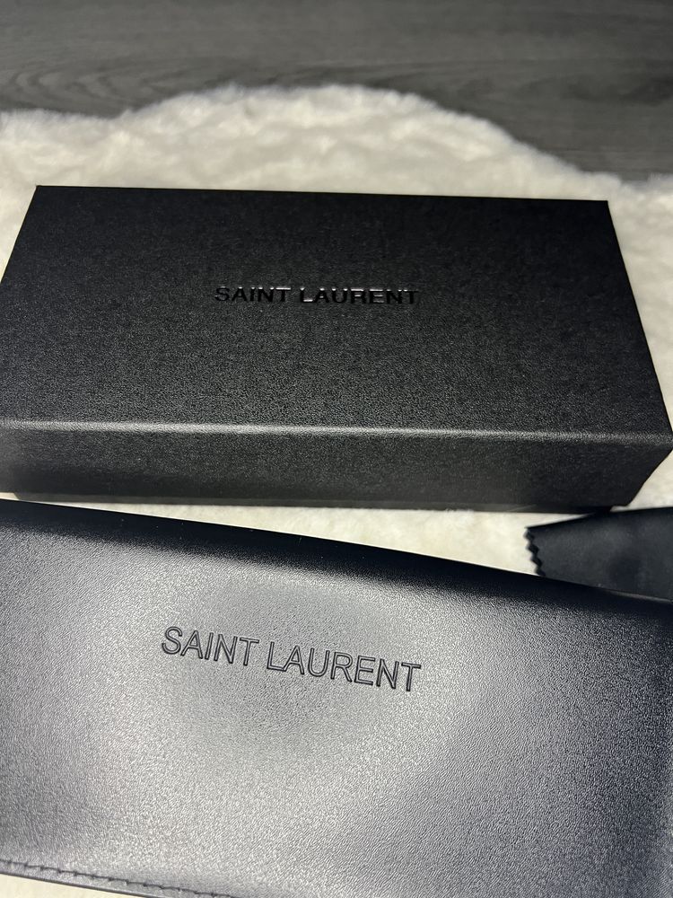 Ochelari soare Yves Saint Laurent