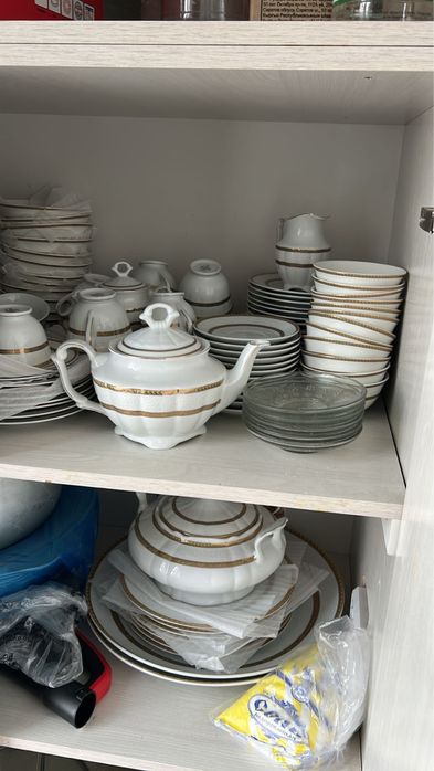 Продам новый фарфоровый набор ДЕШЕВО