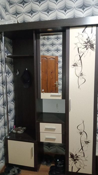 Продается прихожка