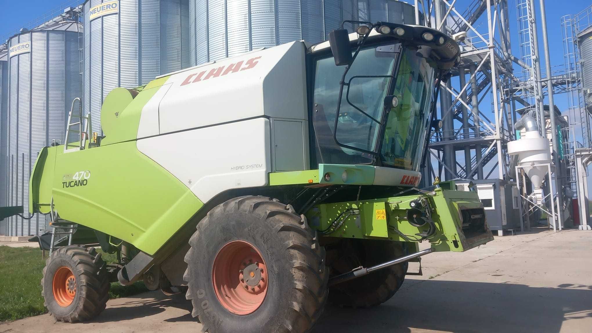 Combina Claas Tucano 470