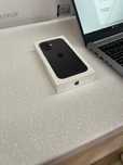Iphone 16  black