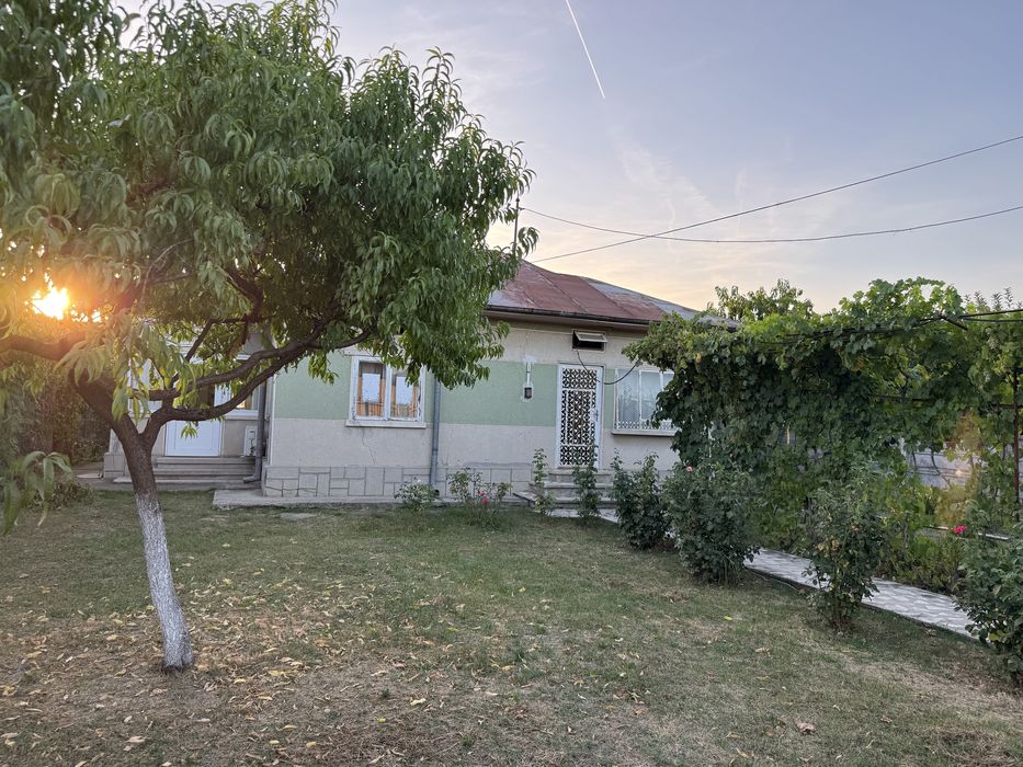 Vand Teren cu Casa Comuna Lipănesti Prahova DN1A