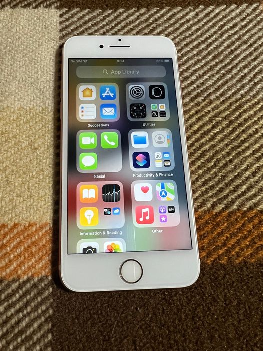 iPhone 7-128GB мод:А1778,Pink,зарядно