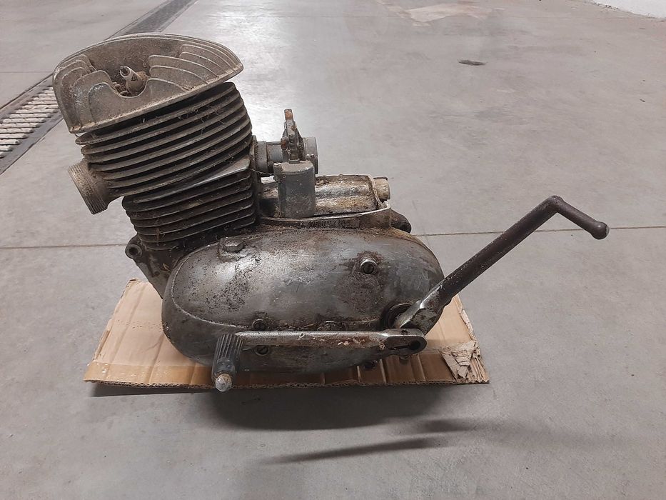 Двигател за Jawa 175 куб. см от 70те години