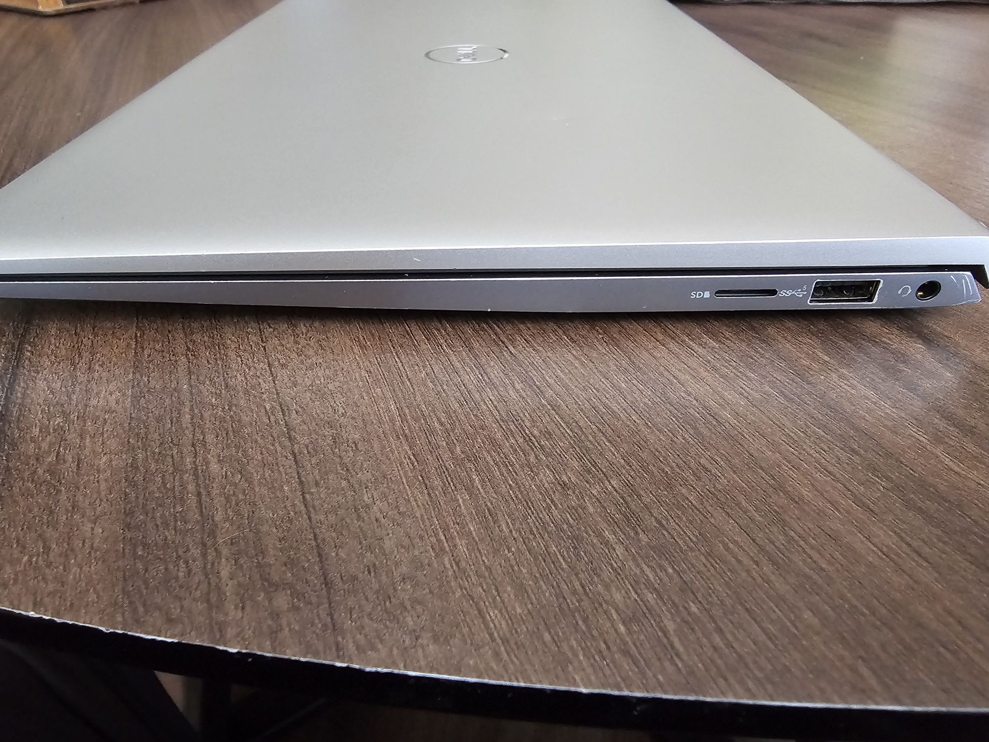 Лаптоп ултрабук ultrabook Dell Inspiron 14 5410