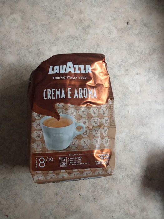 Vând cafea lavazza