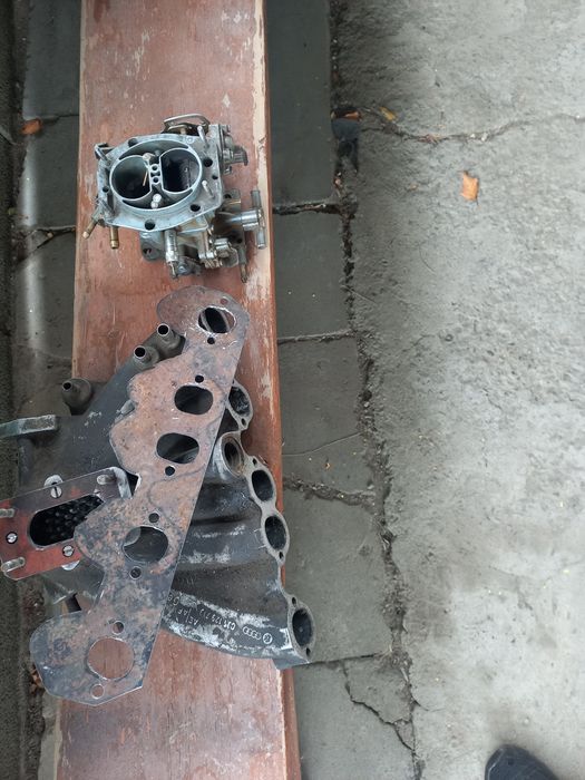 Продам калектор впускной