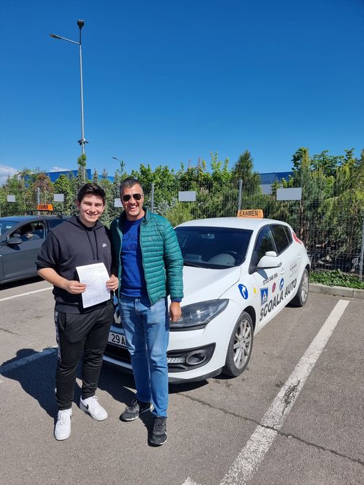 Oferta Black Friday!Instructor auto autorizat Brasov