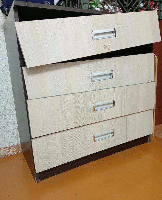 Отдам даром комод