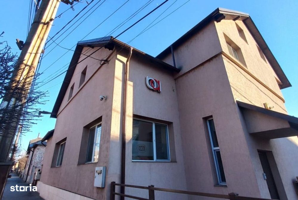 Vanzare - Proprietate compusa din teren de 4.5 ari si constructie D+P+