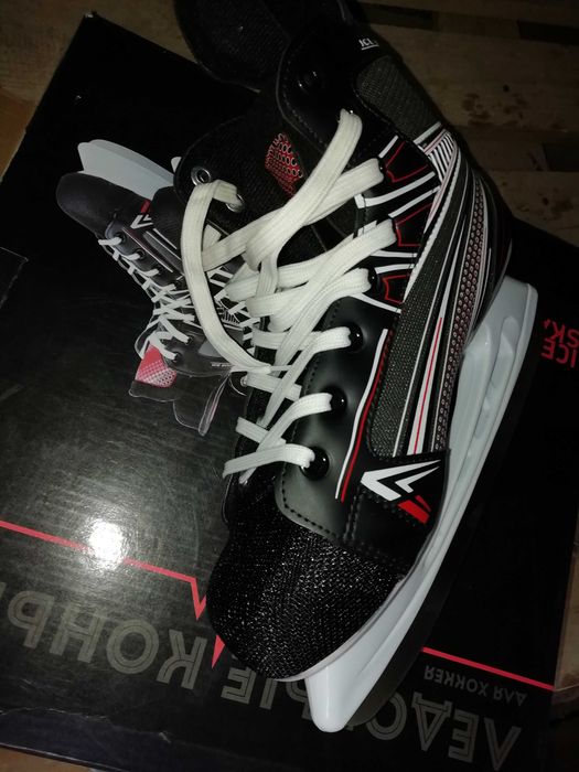 Коньки Хоккейные