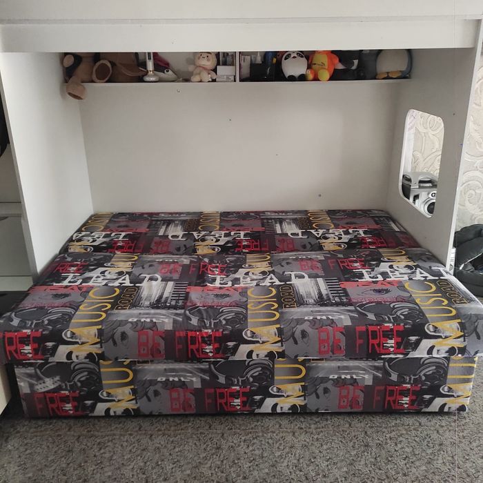 Кровать диван шкаф