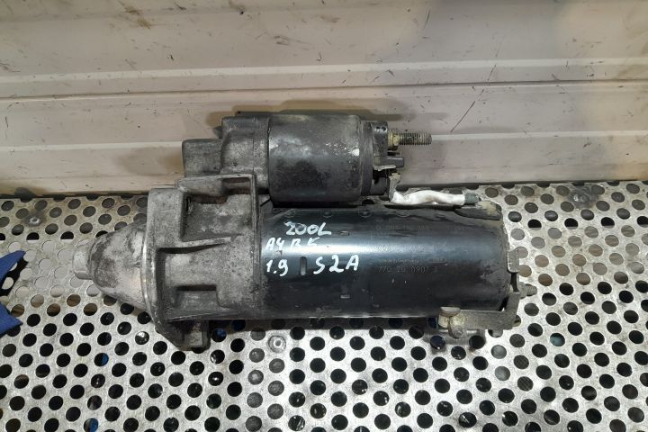 Electromotor 001110122 / 068911024C 001110122 / 068911024C Audi A4 B5