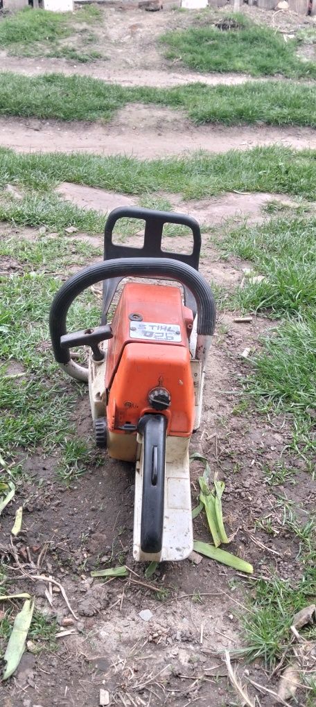 Vând Stihl ms027