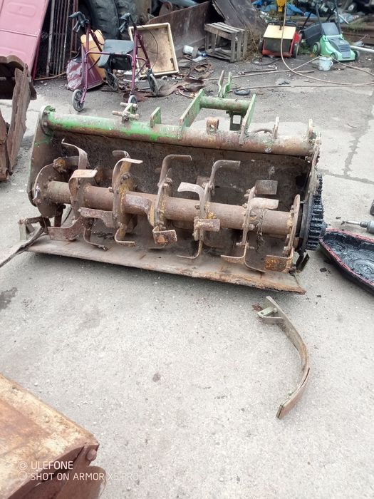 Freza, tavalug tractor