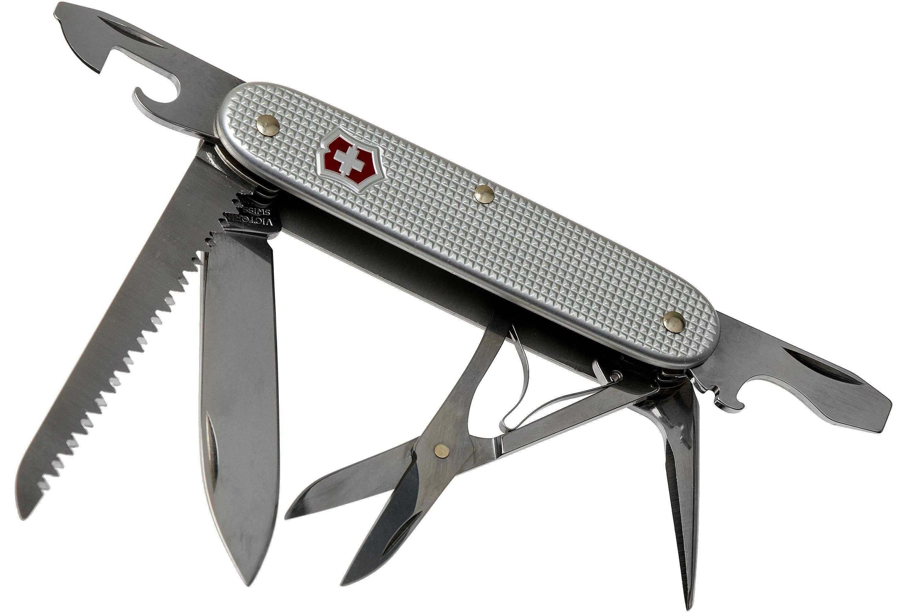 Victorinox чисто нови ножове