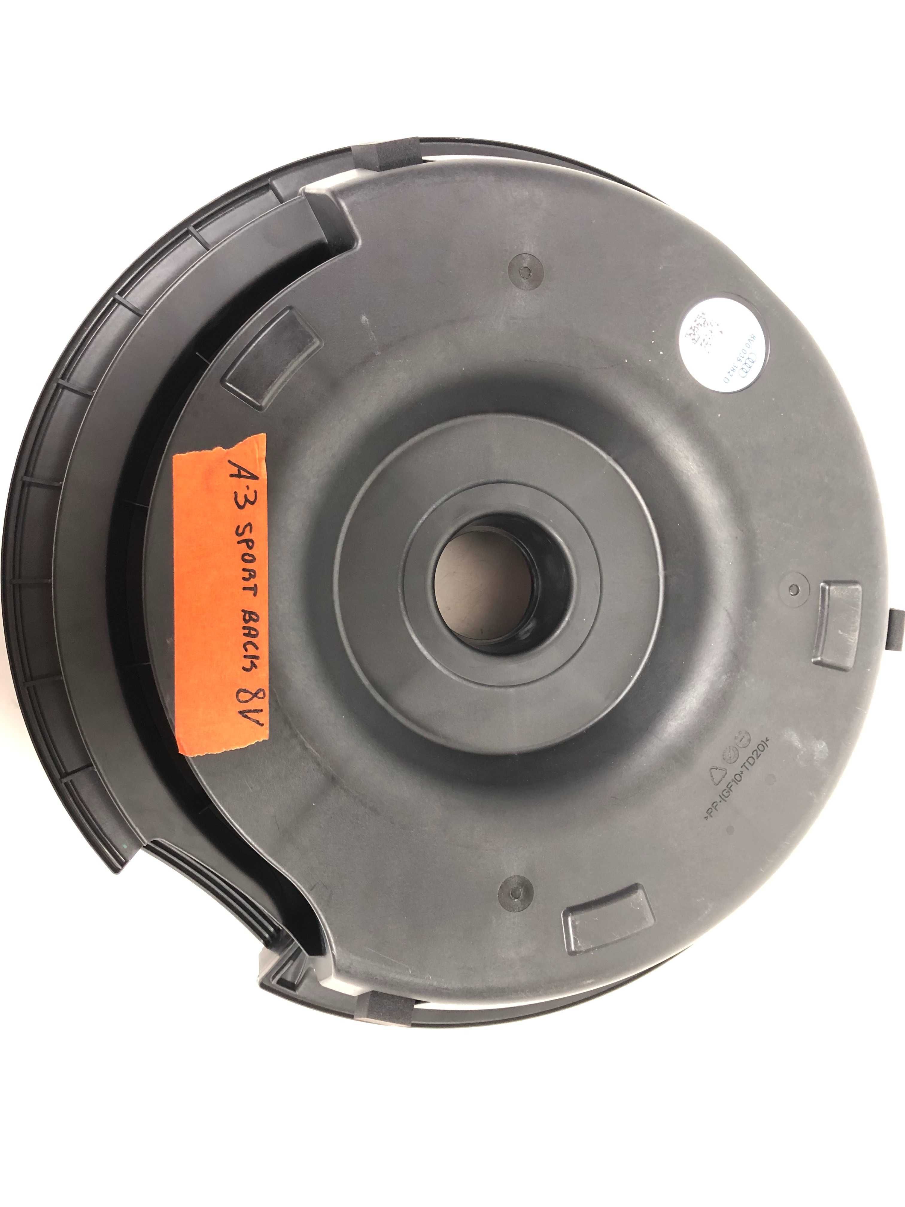 Нов оригинален субуфер Audi A3 8V OEM 8V0 035 382 D