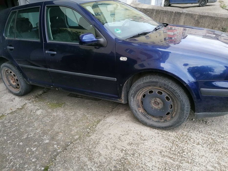 Masina Volkswagen Golf 4