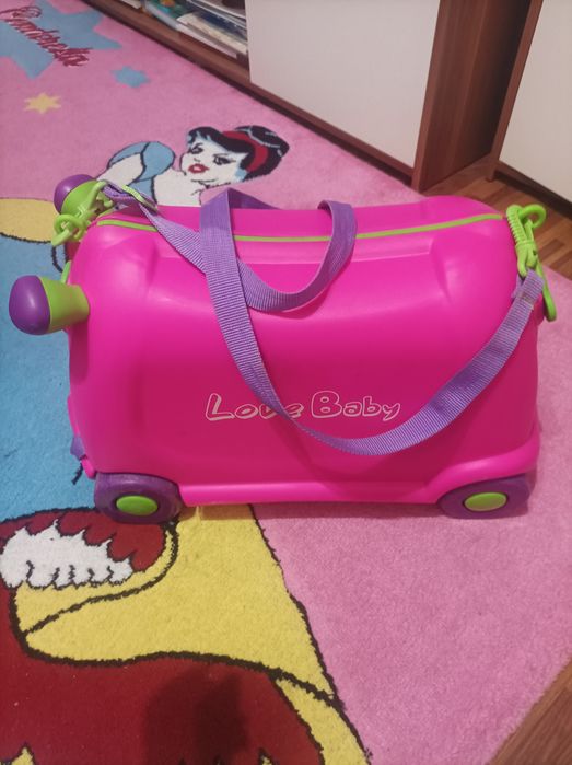 Vând 2 troler Trunki