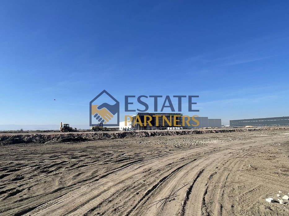 Продава се Парцел в с. Радиново, Област Пловдив - 15868 кв.м за 21 €/кв.м - Снимка #1