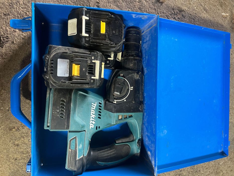 MAKITA DHR243 - професионален акумулаторен безчетков перфоратор