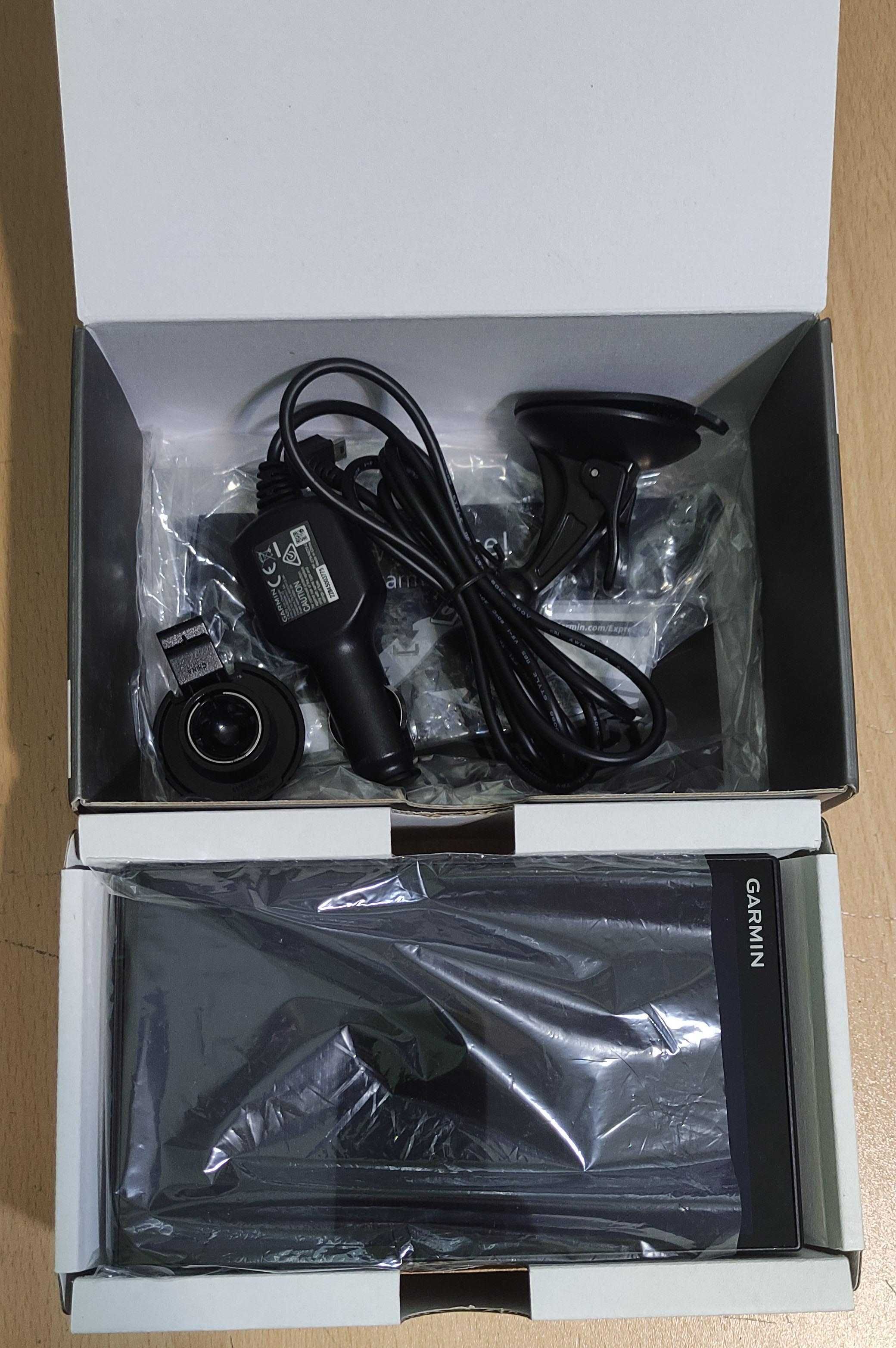 За каравана, кемпер и ремарке -Garmin Camper 780 WiFi 7 инча
