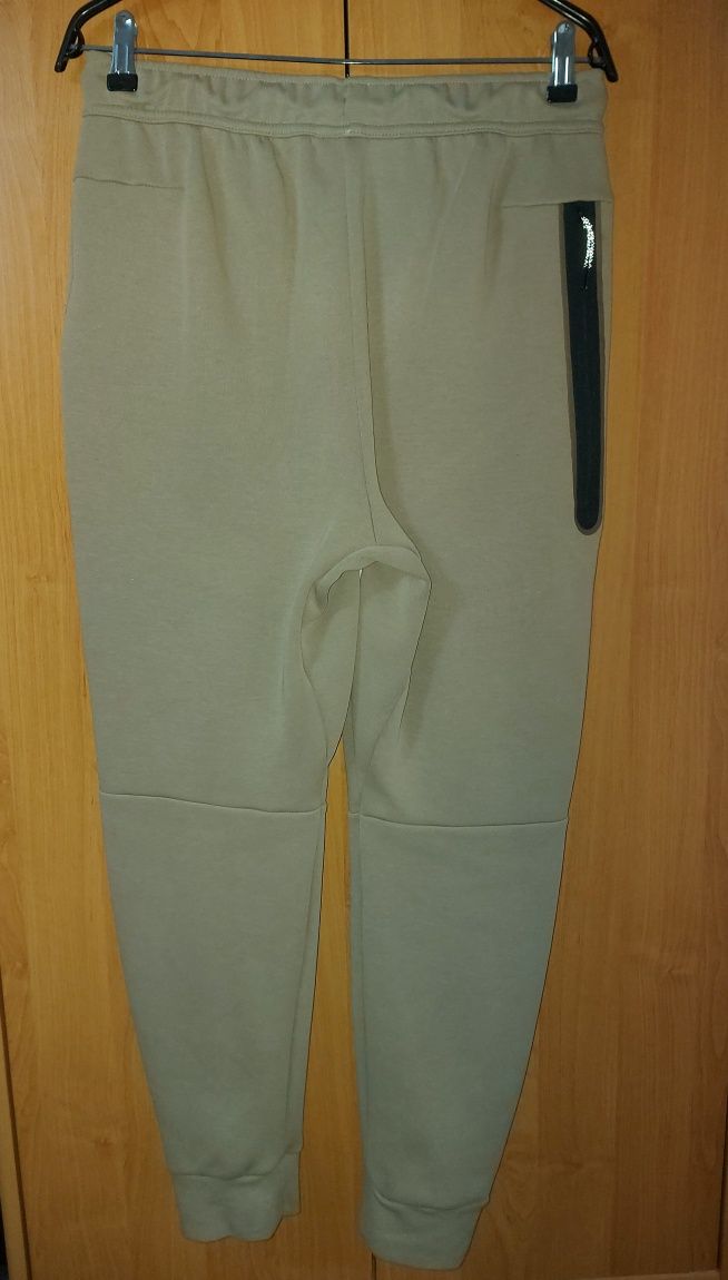 Pantaloni Tech Fleece