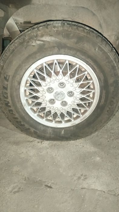 Продам комплек дисков р15