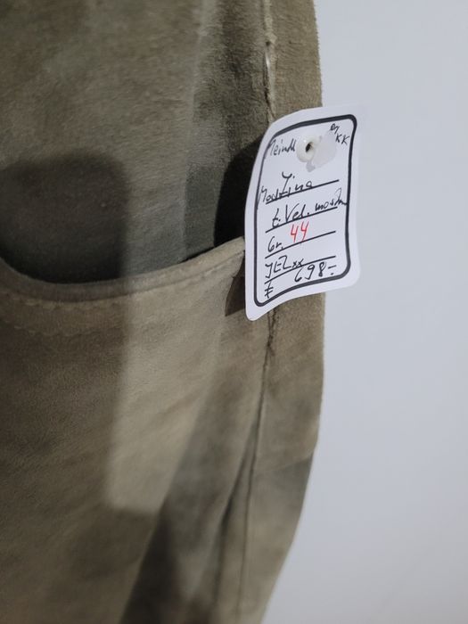Pantaloni din piele speciala Nou