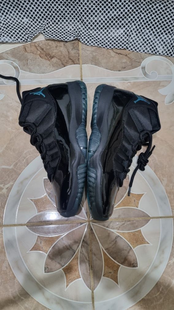 Jordan 11 Gamma Blue